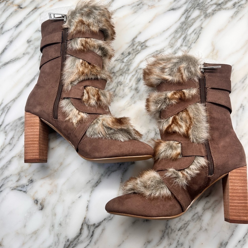 NEW! Women's Charles By Charles David Alberta Taupe Microsuede Faux Fur Boots